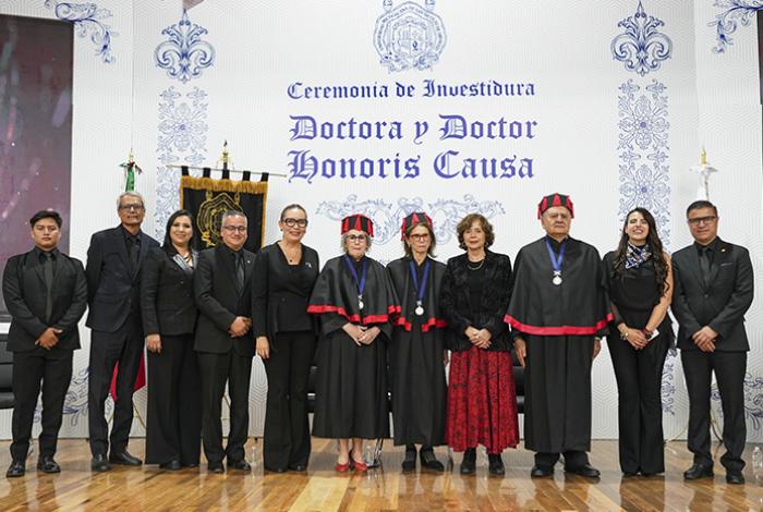 Universidad Michoacana reconoce trayectorias excepcionales, otorga el Grado Doctora y Doctor Honoris Causa