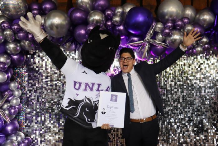 UNLA celebra la graduación de estudiantes de licenciaturas y posgrados del periodo Otoño 2025