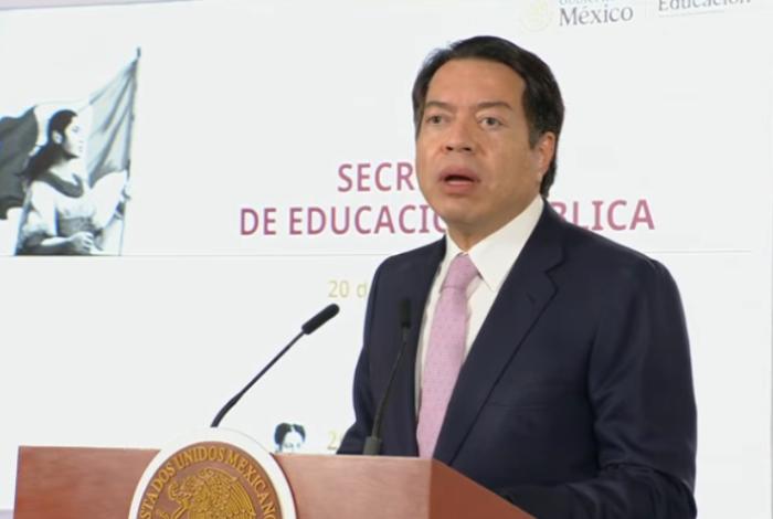 Uso de celulares e inteligencia artificial en escuelas será regulado; SEP alista iniciativa