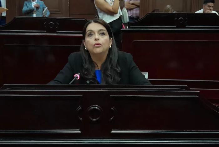 Uso político de buque Cuauhtémoc es cuestionado por PAN, Morena le revira acusándolo de mezquindad