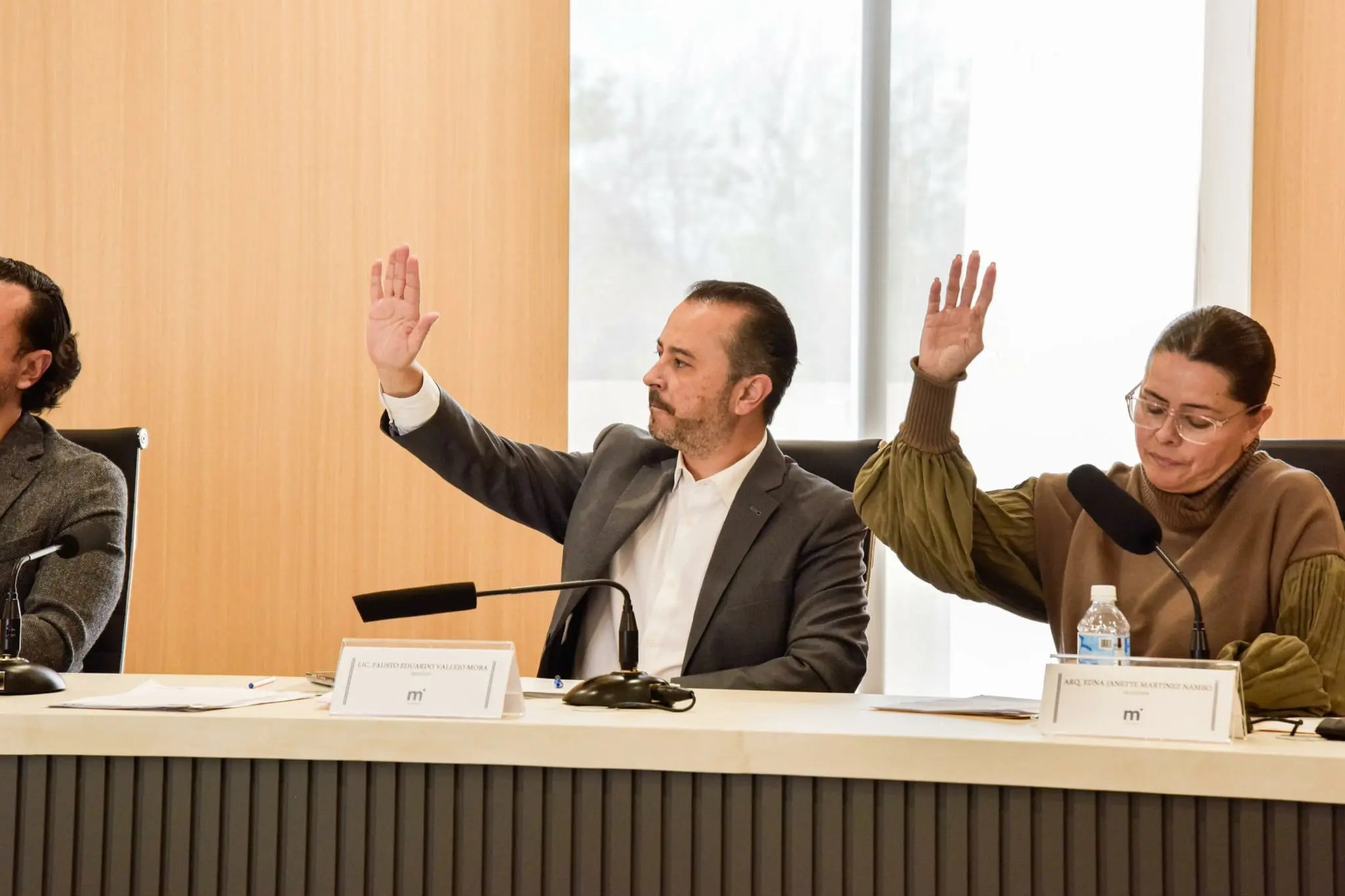 Vallejo Mora defiende oposición responsable y avala dictamen de agua