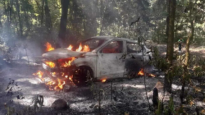 Vehículo incendiado en Uruapan revela posible encubrimiento