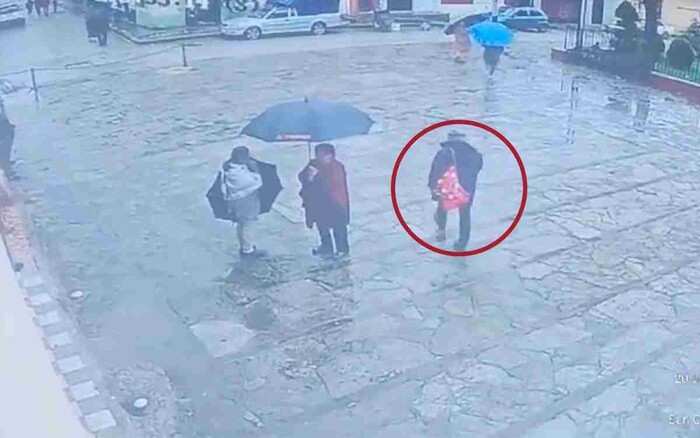 #Video: Asesinan a sacerdote en San Cristobal de las Casas, difunden momento exacto