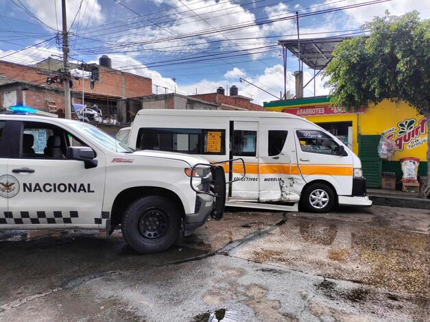 #Video | Choque de patrulla de la GN y combi deja una pasajera herida, en Morelia