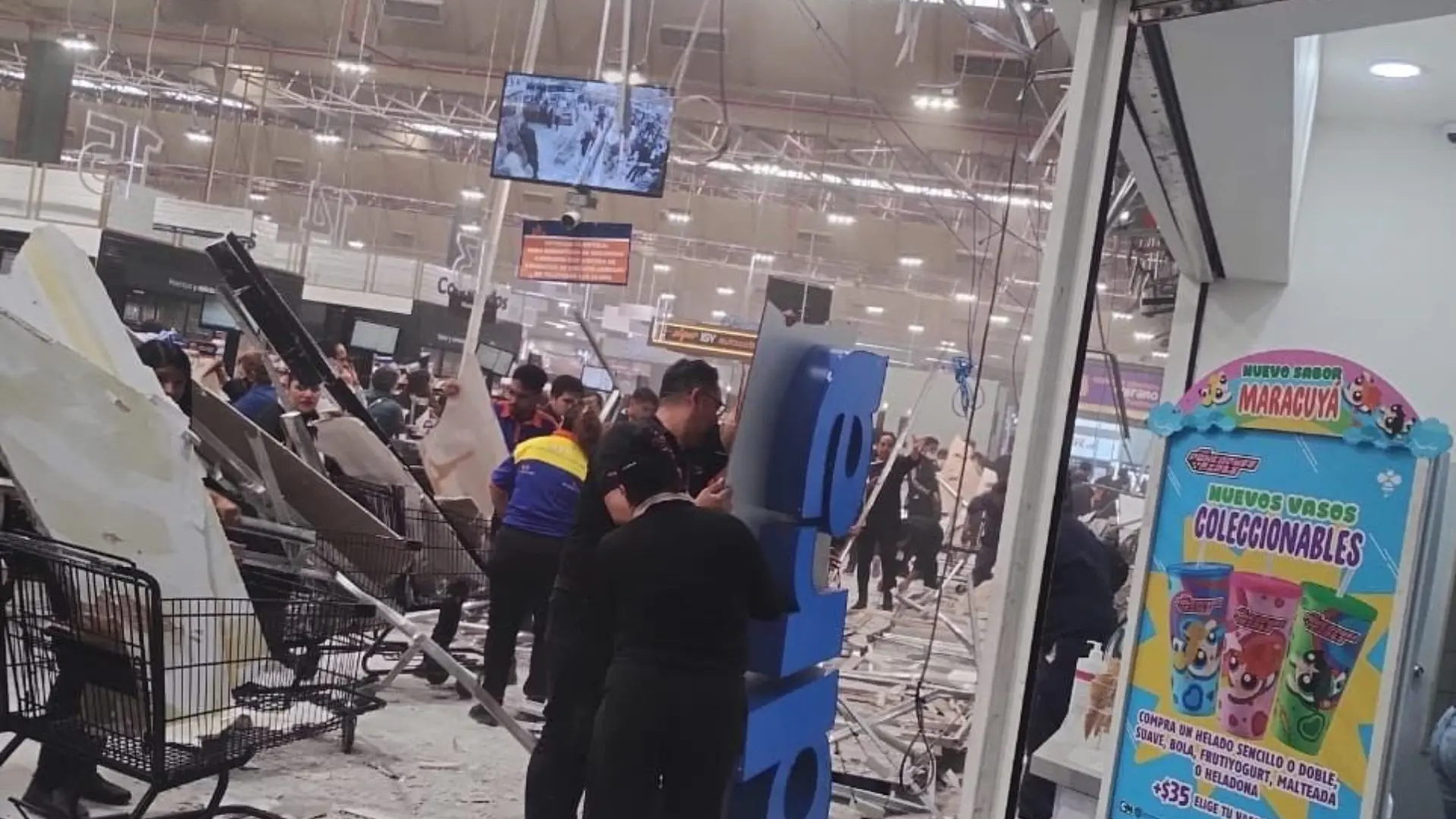 #Video: Colapsa plafón dentro un Chedraui en la alcaldía Benito Juárez, CDMX