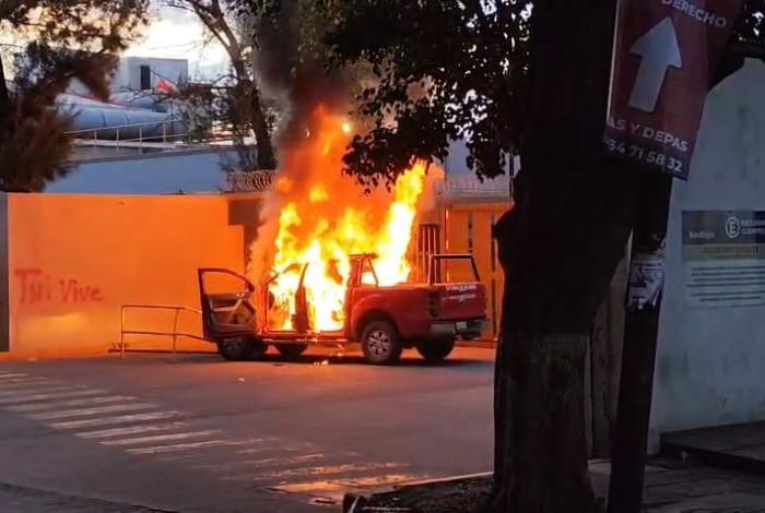 #Video #Crónica| Nueva jornada de violencia normalista; destrozos, incendios y vandalismo en Morelia