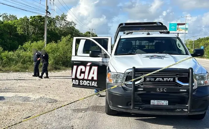 #Video | Dejan los cuerpos de cuatro personas sobre carretera en Quintana Roo