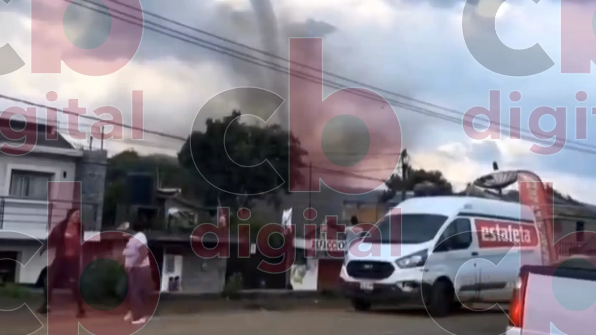 #Video: Embudo nuboso genera severos daños en Salvador Escalante