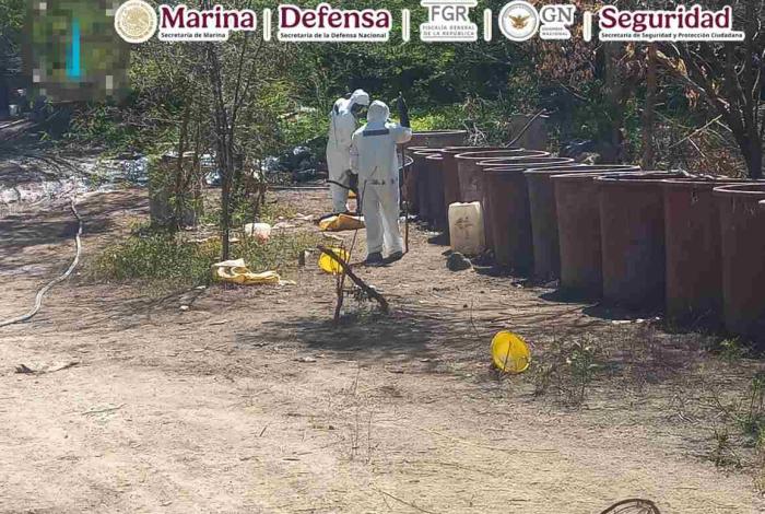 #Video | En Durango, desmantelan laboratorios clandestinos y aseguran 21 toneladas de metanfetaminas