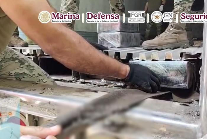 #Video | En el recinto portuario de Mazatlán, se aseguraron 1.5 toneladas de met4nfetam1nas ocultas en el doble fondo de un tractocamión