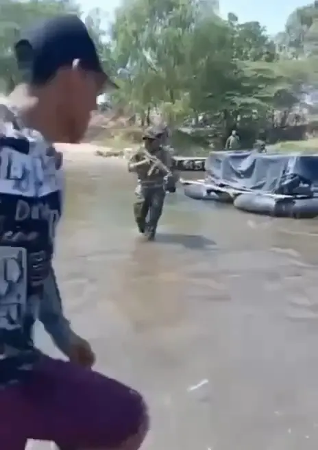 Video| Enfrentamiento de la Marina y traficantes de huachicol sobre el río Suchiate; en la frontera México-Guatemala