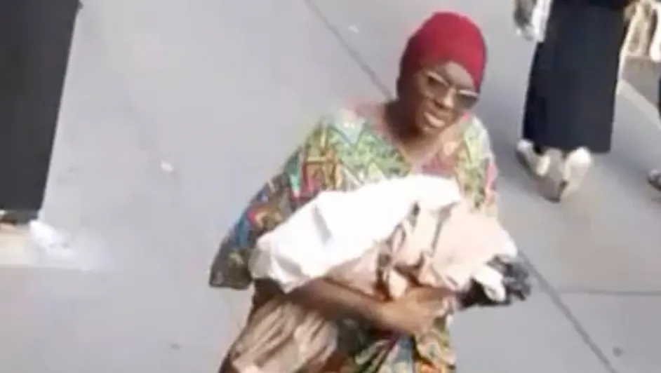 #Video: Madre abandona a su bebé recién nacida en metro de Nueva York