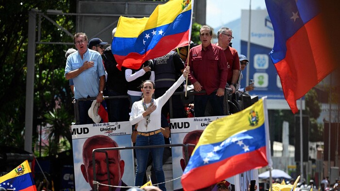 #Video | Manifestaciones dentro y fuera de Venezuela contra reelección de Maduro