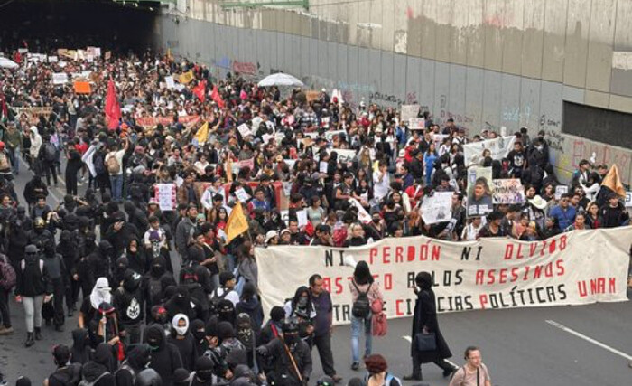 #Video | Marcha por el 2 de octubre causa destrozos en la CDMX