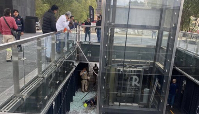 #Video | Muere trabajador tras caer del elevador del Monumento a la Revolución en CDMX