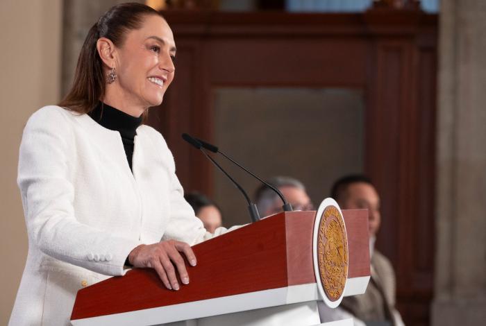 Video | presidenta claudia sheinbaum destaca inicio del 2026 con ganancia del peso frente al dólar, aumento del salario e incremento del 13.6% en llegada de visitantes internacionales