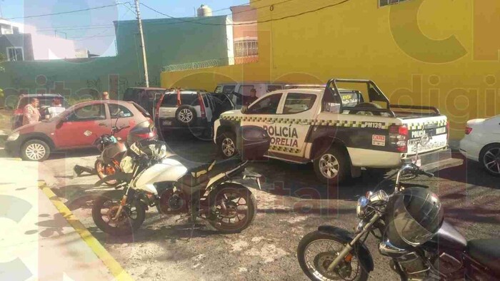 #Video: Roban camioneta en Morelia y en su escape chocan 2 autos