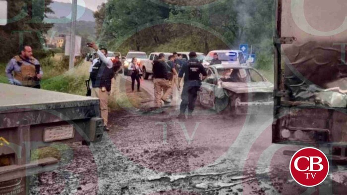 #Video: Se enfrentan roba autos y federales en Erongarícuaro