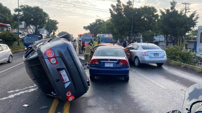 #Video | Se registra carambola automovilística en la Av. Madero Poniente de Morelia