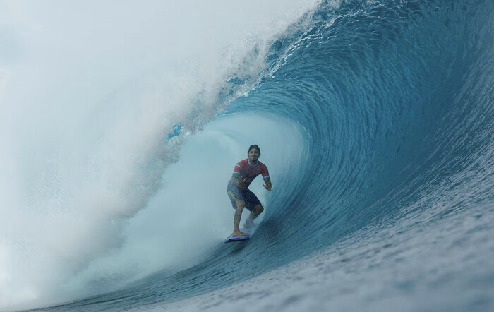 #Video | Surfista brasileño roza el 10 olímpico en la disciplina de surf en París 2024