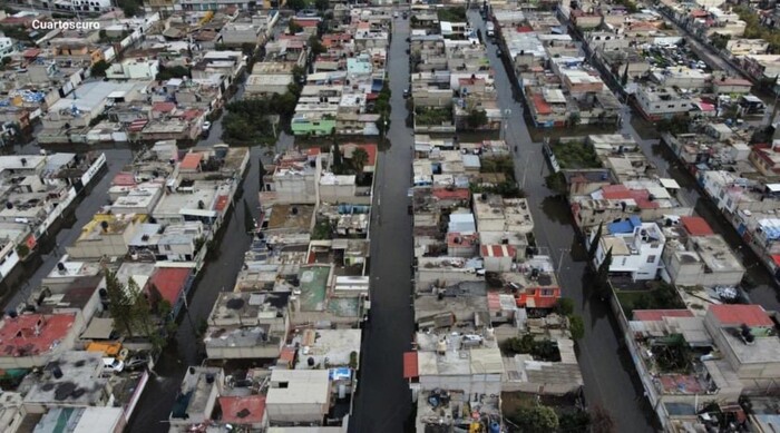 #Video | Vecinos de Chalco se reúnen con Delfina Gómez para exigir solución por inundación