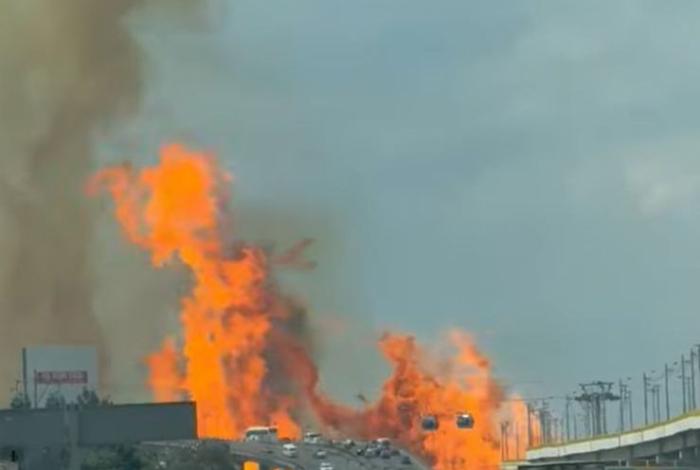 #Videos | 57 lesionados, 19 de gravedad, el saldo de la explosión de la pipa que trasladaba 49 mil 500 litros de gas LP, informa Clara Brugada