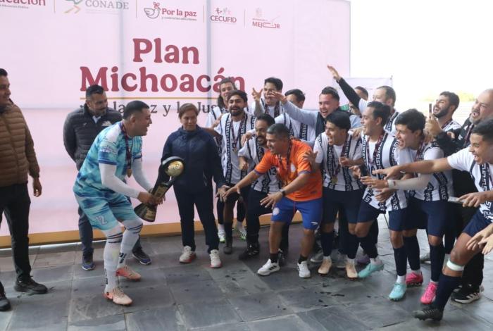Villa Madero y La Piedad se coronan en la Copa Plan Michoacán Conade de Fútbol: Cecufid