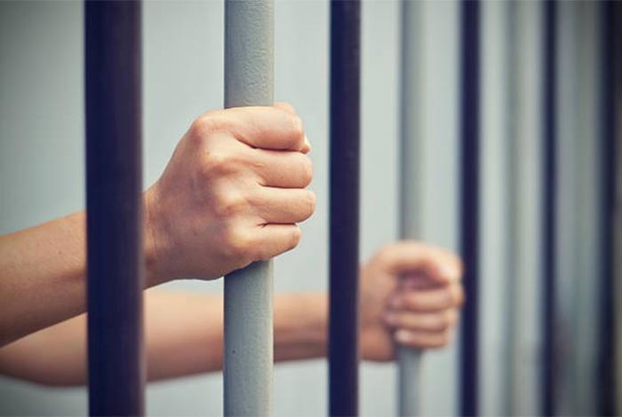 Vinculan a adolescente de 14 años por portación de arma de fuego de uso exclusivo y narcomenudeo en La Piedad