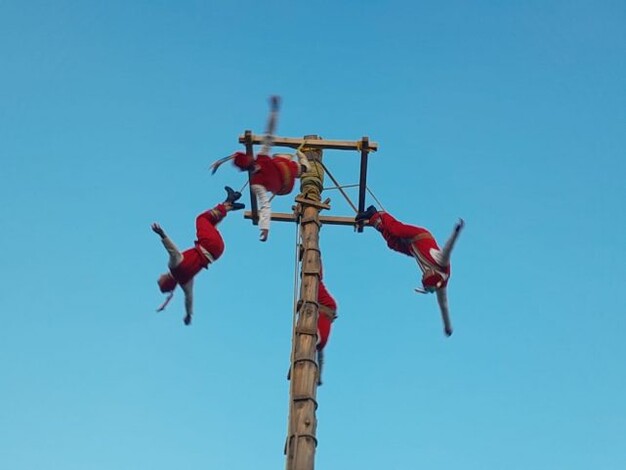 Voladores de San Pedro Tarímbaro, tradición ancestral que cumple 15 años de reconocimiento por la Unesco