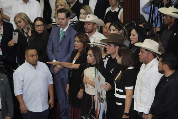 "Voy a dejar el Uruapan que Carlos Manzo hubiese querido", Grecia Quiroz ya es presidenta