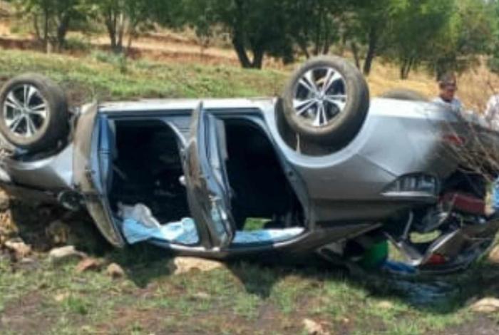 Vuelca automóvil en la Pátzcuaro-Morelia