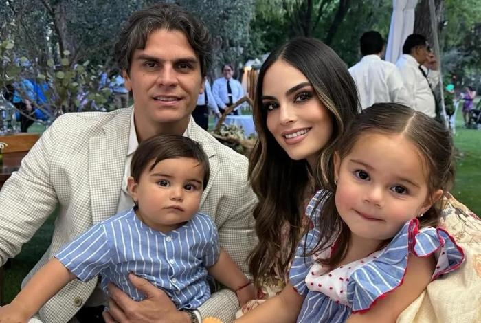 Ximena Navarrete celebra la llegada de su tercer hijo