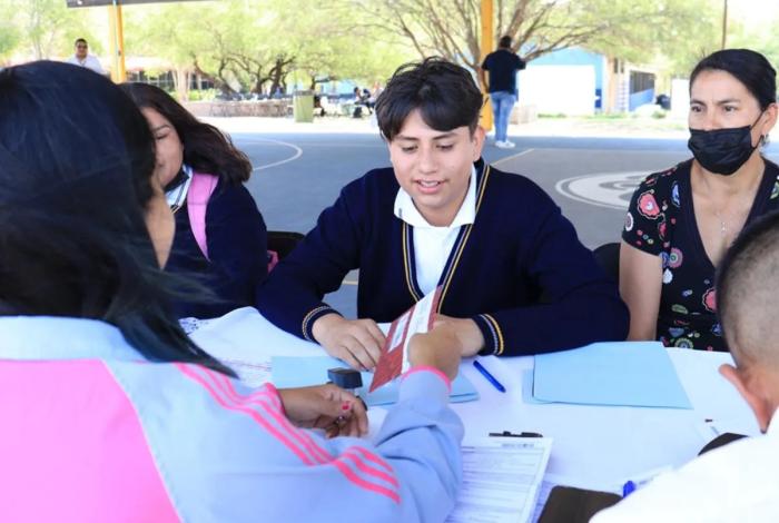 Ya arrancó el pago de la Beca “Rita Cetina”; consulta cuándo te toca