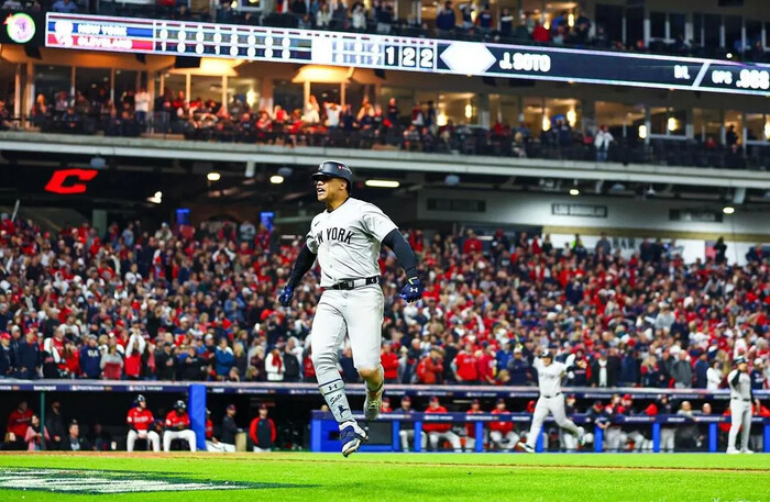 Yankees conquistan la Liga Americana y regresan a la Serie Mundial tras 15 años