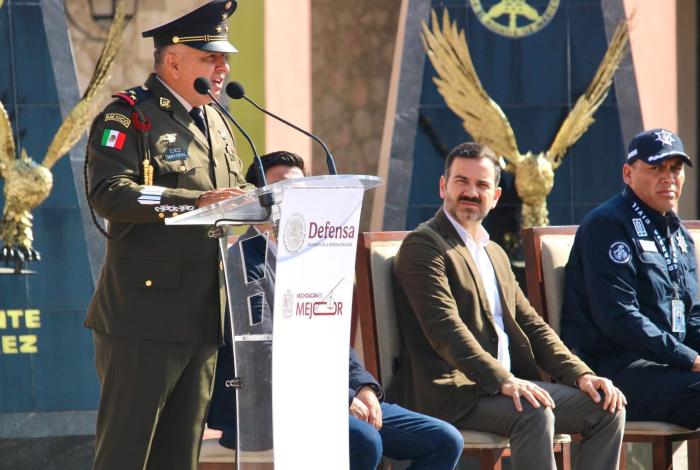 Yankel Benítez da bienvenida a jóvenes del Servicio Militar Nacional en Morelia