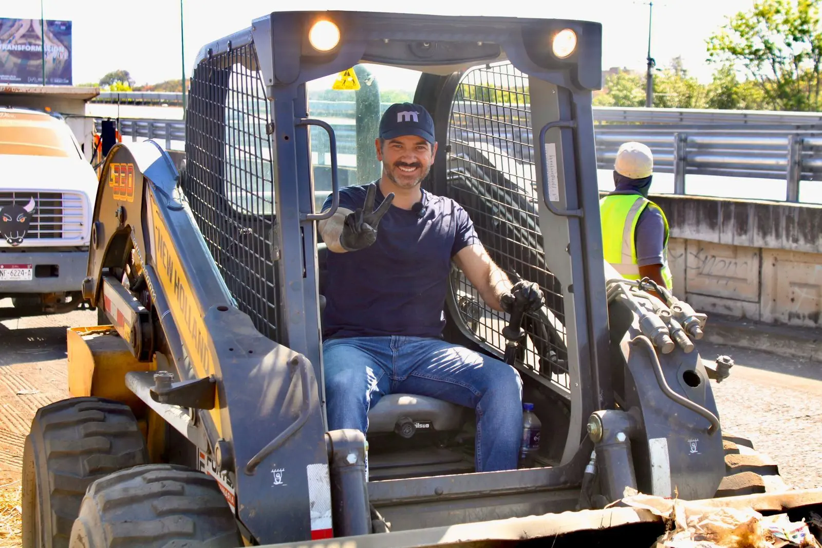 Yankel Benítez participa en jornada integral en salida a Pátzcuaro