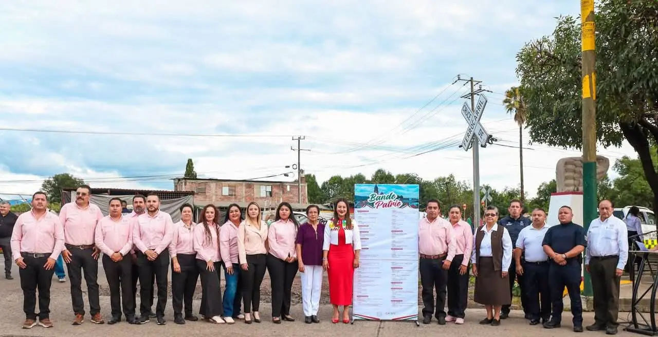 Zacapu inicia con orgullo las celebraciones del mes patrio; Mónica Valdez convoca a la población a participar