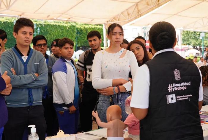 “Zitácuaro no está solo”, más de 300 personas se atendieron en jornada social: Segob
